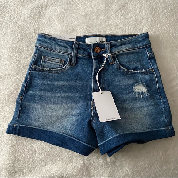 NWT Vervet Super High Rise Mom Shorts with Self Faced Cuff Cortney Short - Picture 7 of 16